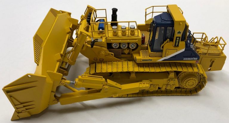 KOMATSU D575 BA Dozer. 1:50 scale. PRE-ORDERS ARE NOW CLOSED. Price TBC