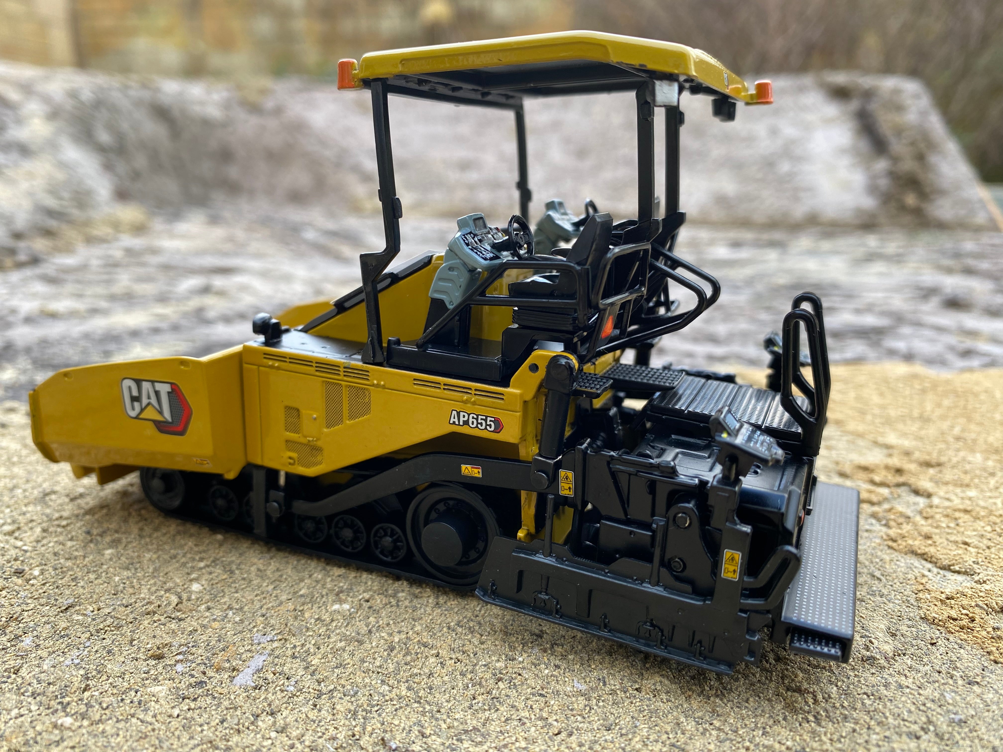 CAT AP655F Asphalt Paver. 1:50 scale