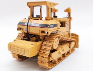 CAT D10N DOZER witH C Blade and rear push block. 1:48 scale.