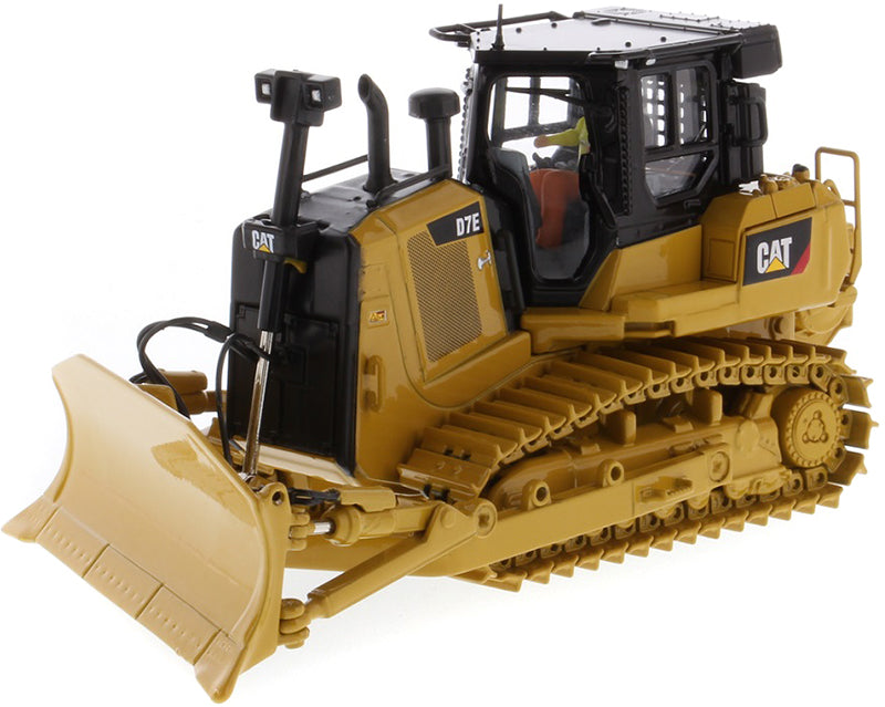 CAT D7E PIPELINE CONFIGURATION. Scale 1:50