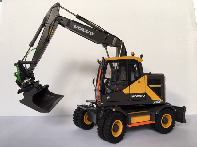 VOLVO EWR150E WHEELED EXCAVATOR with Steelwrist Tiltrotator and Mitas Tyres. Scale 1:32
