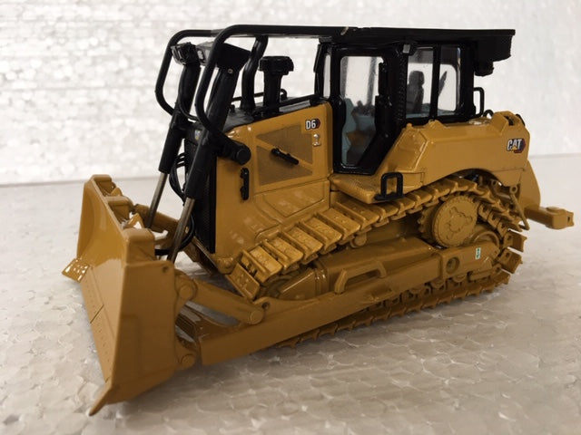 CAT D6 XW SU DOZER. Scale 1:50