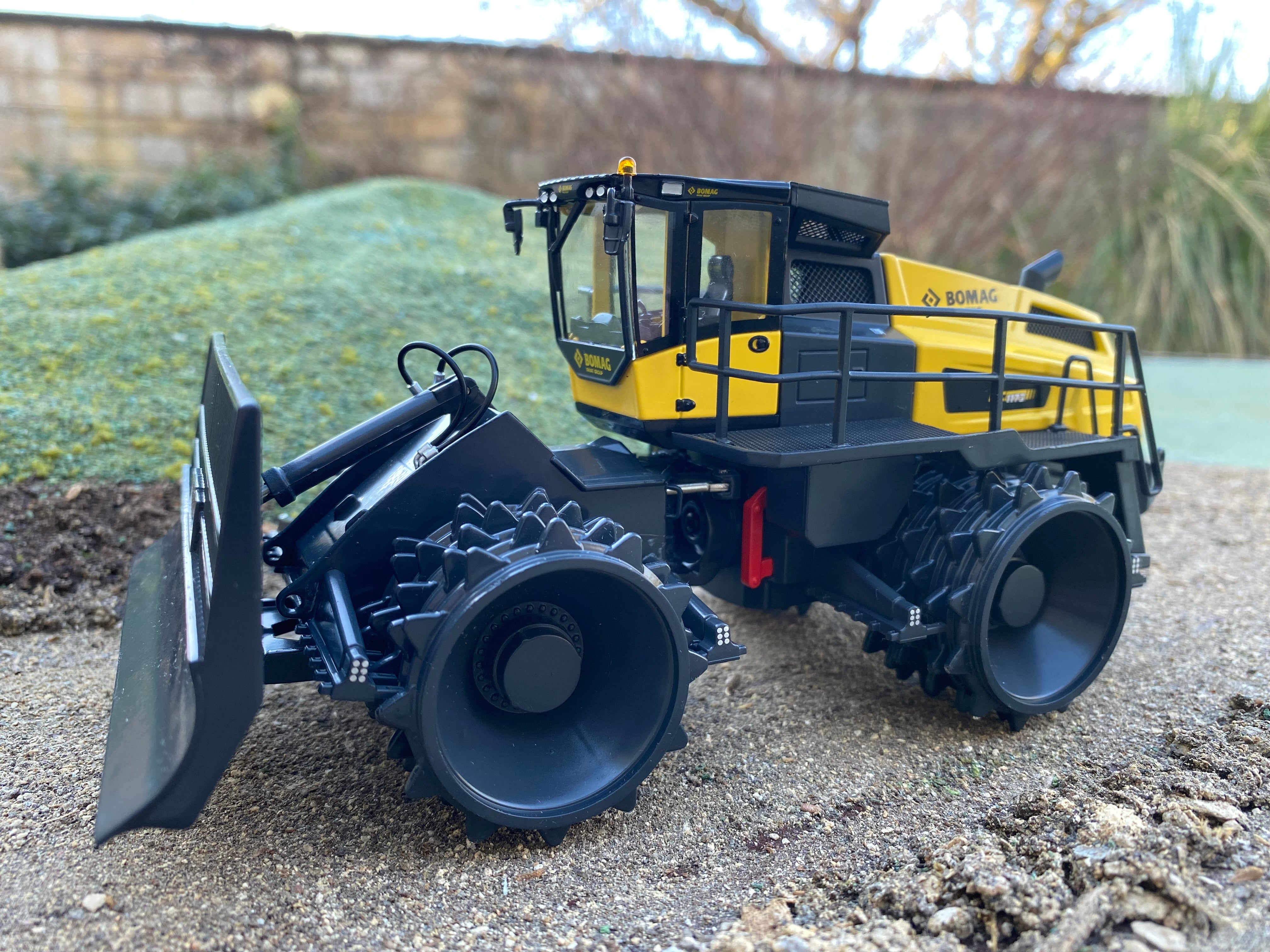 BOMAG BC 1173 RB-5. Scale 1:50
