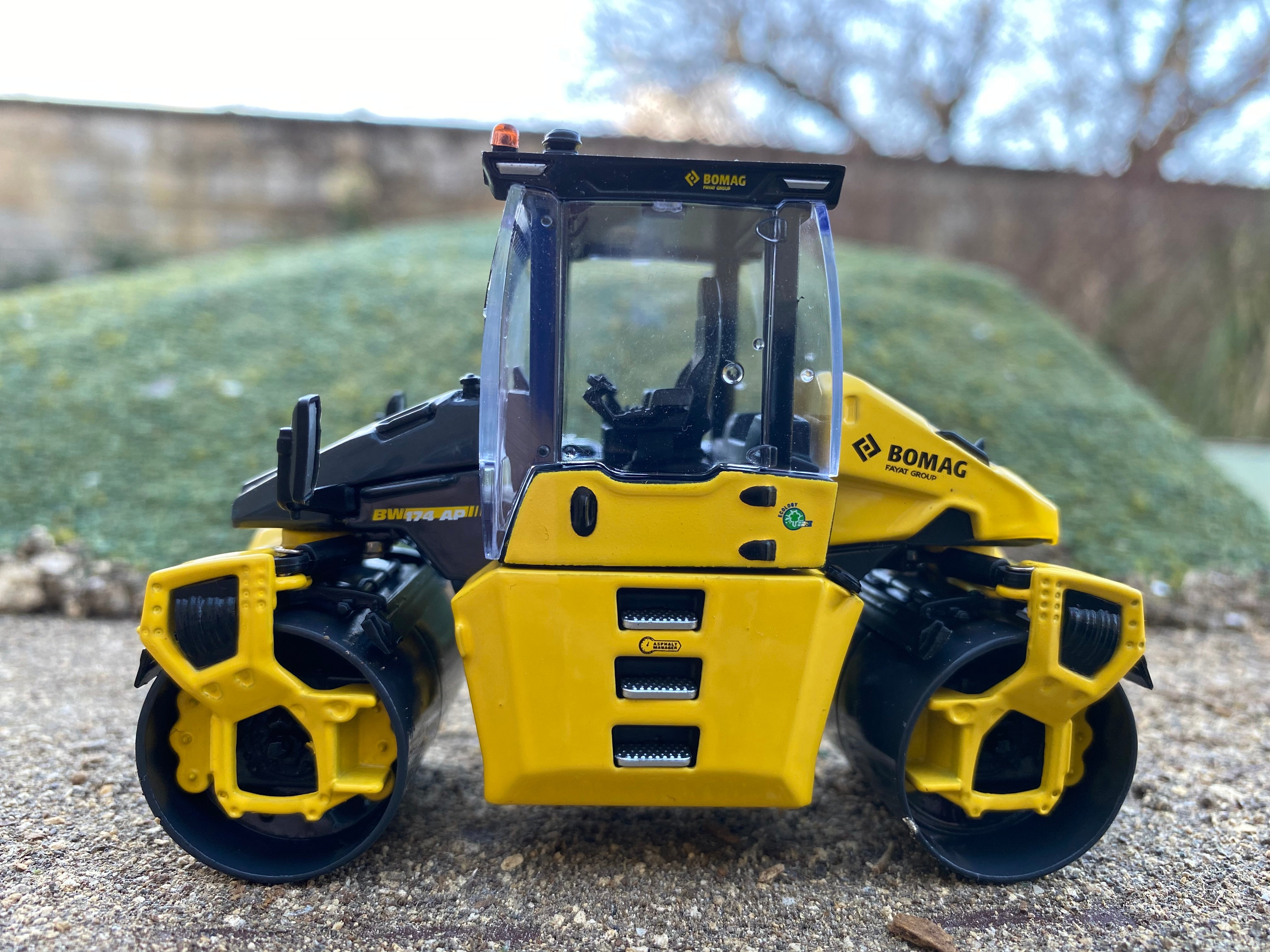 BOMAG BW 174 AP-5 AM Roller. Scale 1:50