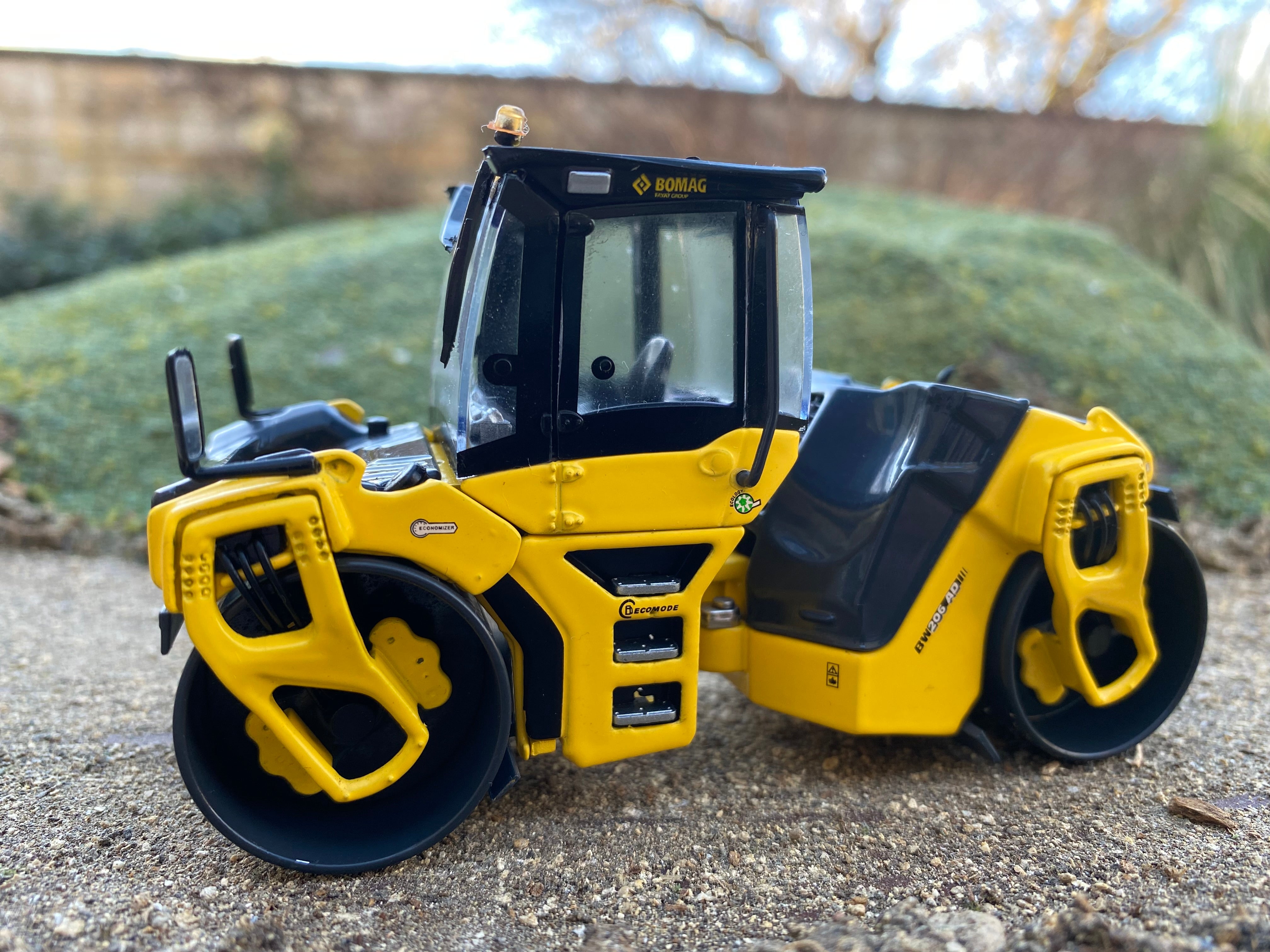 BOMAG BW 206 AD-5 Roller. 1:50 Scale