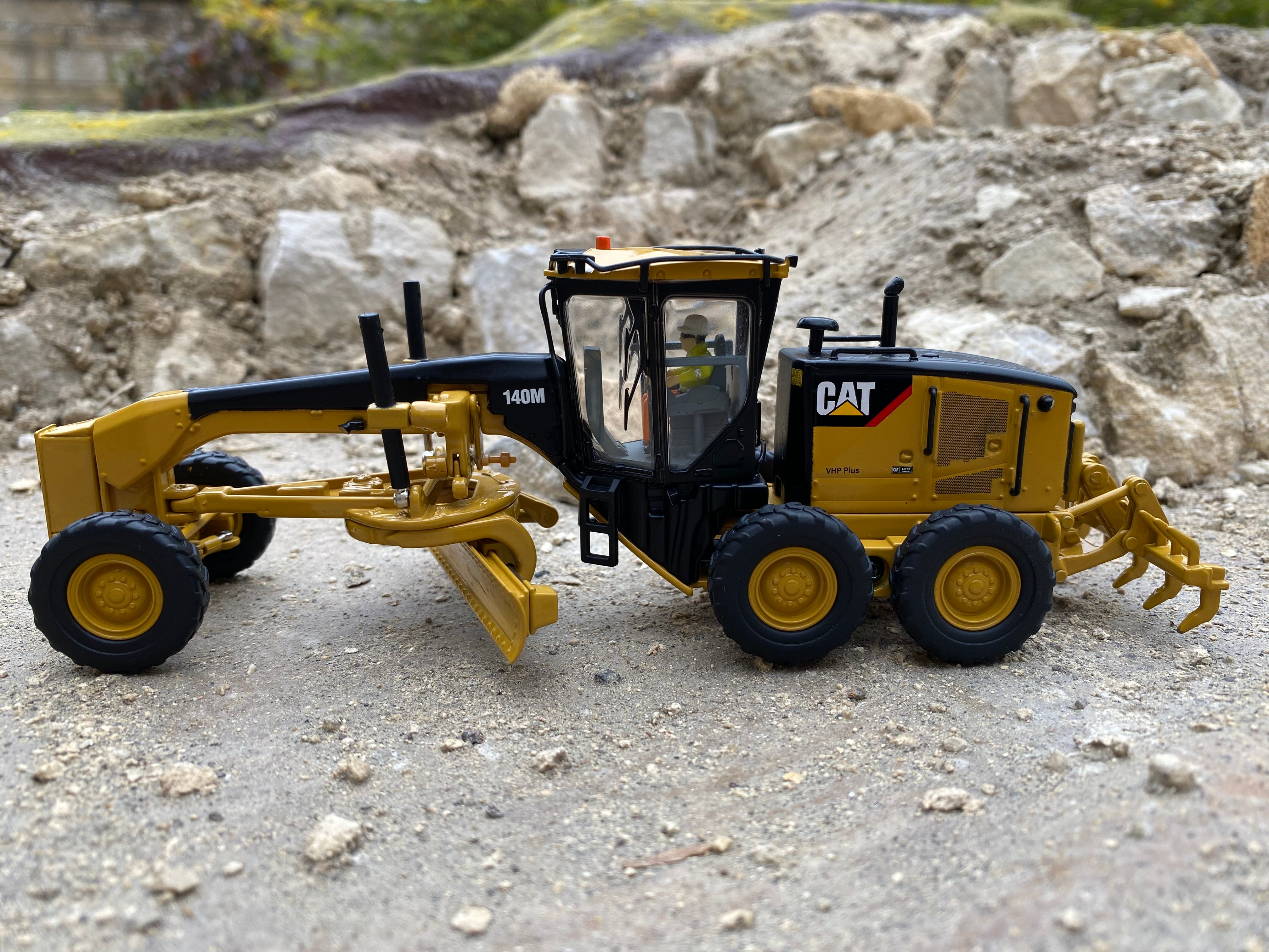 CAT 140M Motor grader. 1:50 scale.
