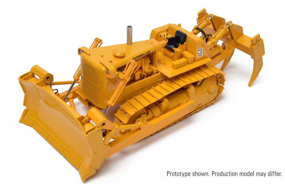 CCM CAT D9G Dozer with 9R Rip Blade 1:48 Scale