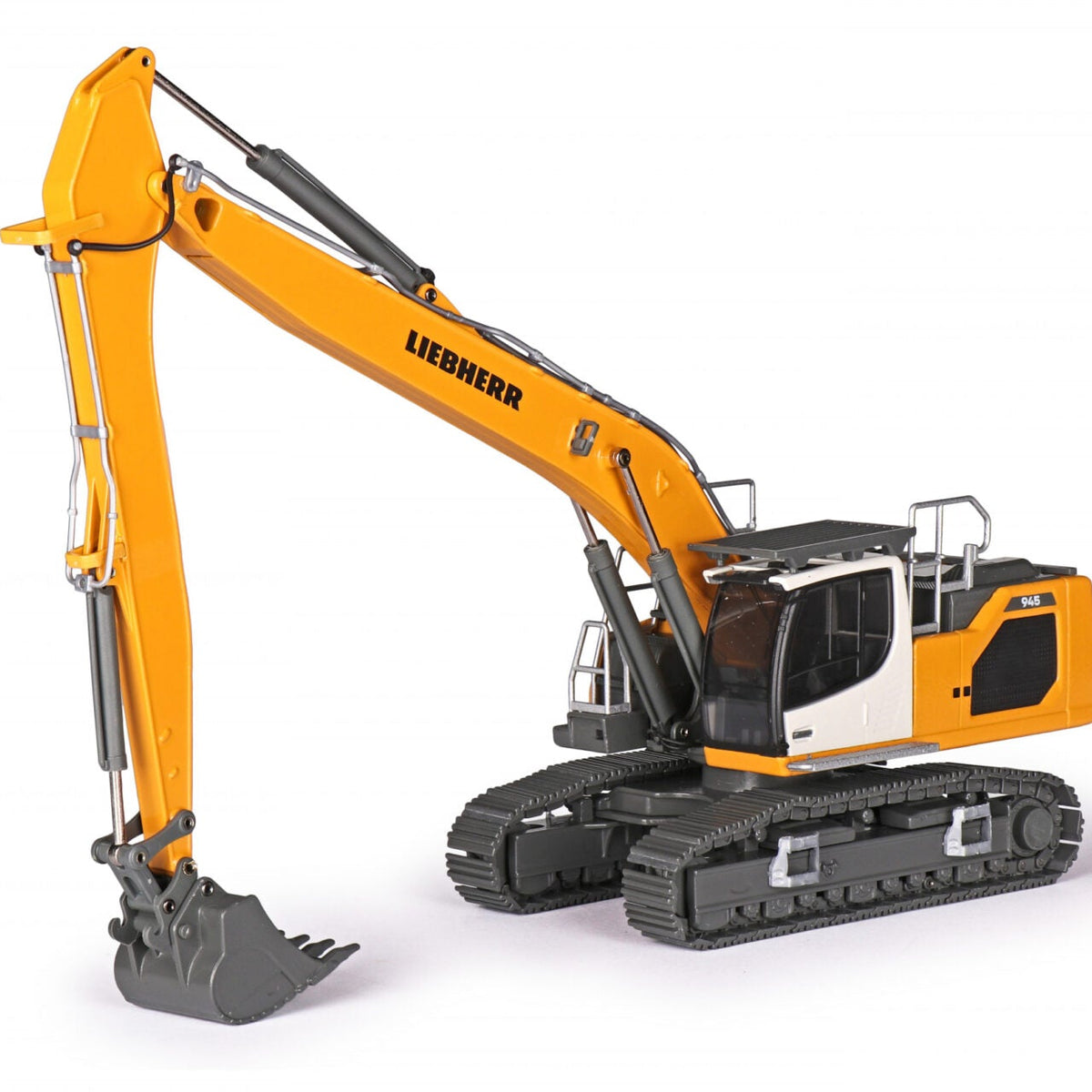 LIEBHERR R945 Multi User Hydraulic Excavator. Scale 1 50
