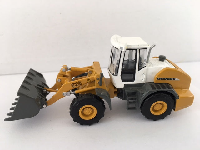 LIEBHERR 538 WHEELED LOADER. Scale 1:87