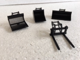 4 EUROSTEEL ATTACHMENTS FOR THE VOLVO EWR 150E. Scale 1:32