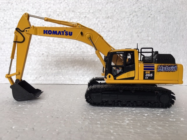 KOMATSU HB365LC-3 HYBRID EXCAVATOR. Scale 1:50