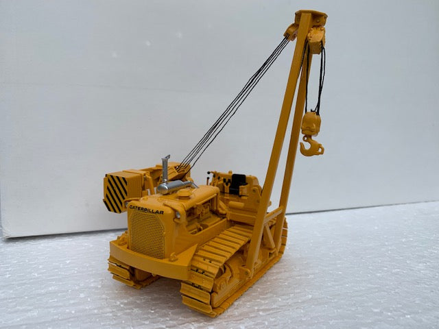 CAT 583K PIPELAYER. 1:48 Scale