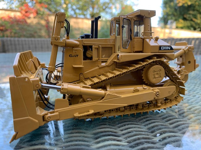 1:48 Cat® D11N Dozer with SU-Blade & Single-Shank Ripper - Die-cast