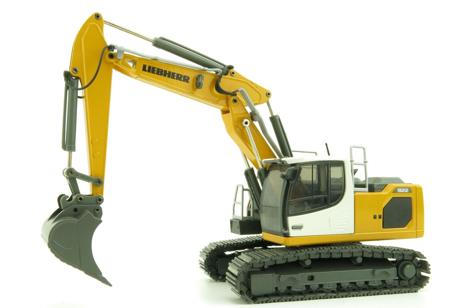 LIEBHERR R922 Two Piece Boom Excavator. Scale 1:50